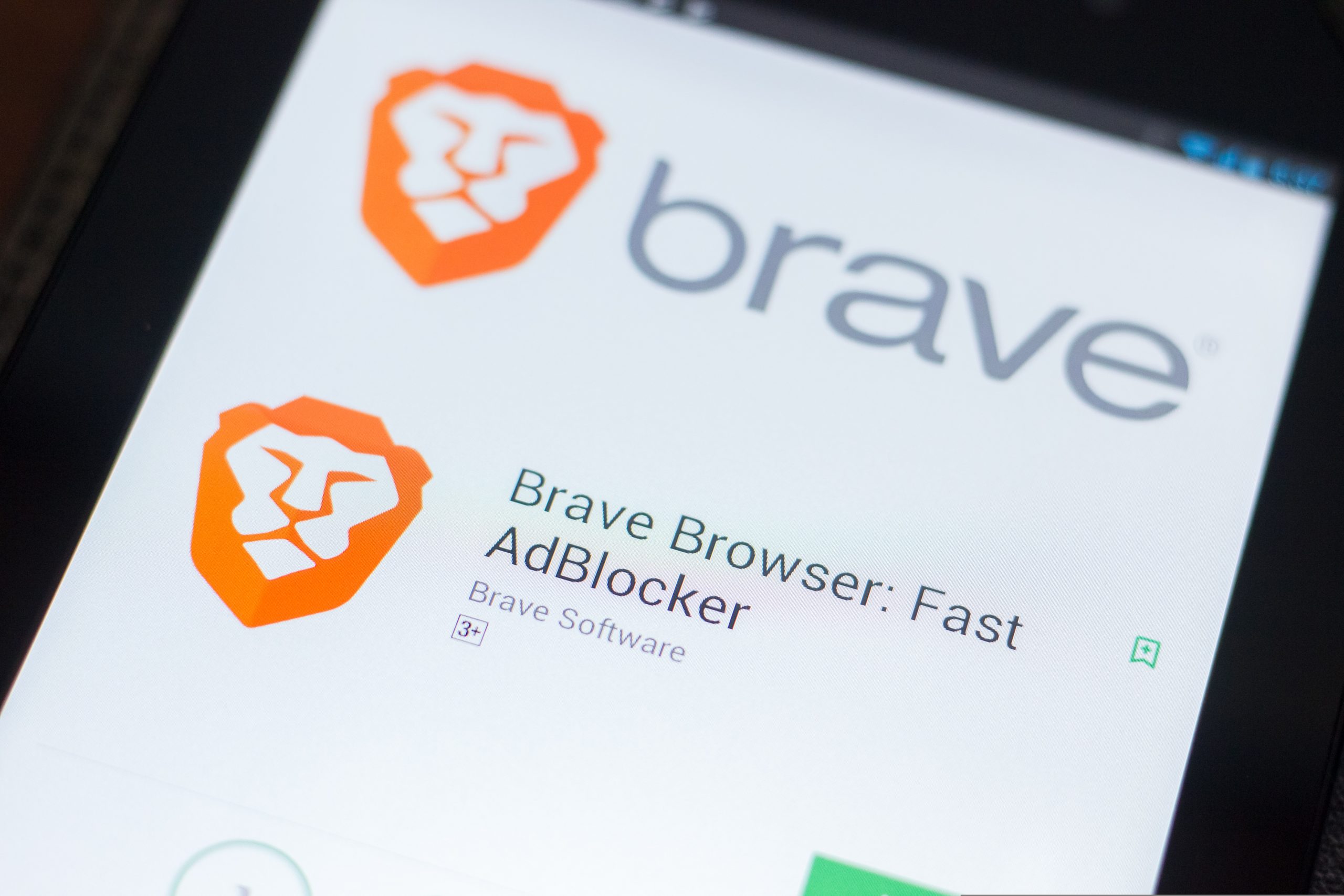 Brave Browser Logo auf Smartphone