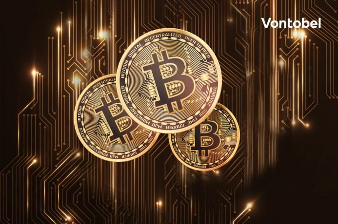Drei Bitcoin sind im Vordergrund zu sehen. Daneben steht in weißer Schrift: "Vontobel".