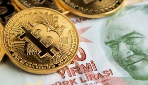Türkische Lira und Bitcoin Münze