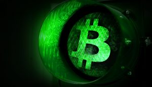 Bitcoin-Logo in einer Ampel