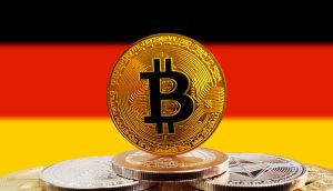 Bitcoin vor Deutschland-Flagge